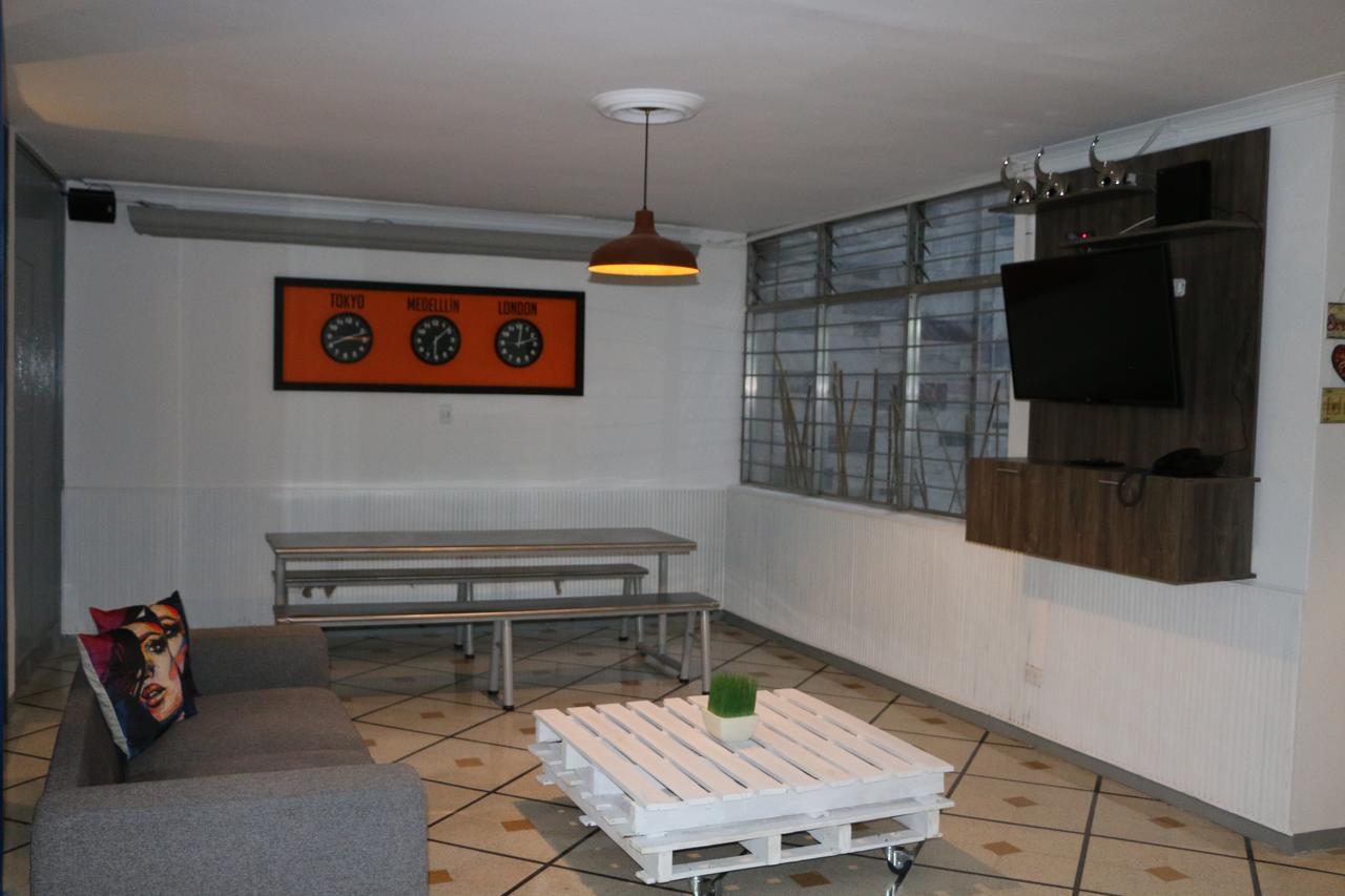 Backpackers Inn Medellín Eksteriør bilde
